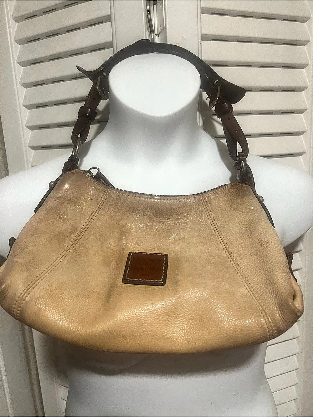 Dooney & Bourke Leather Shoulder Bag in Brown